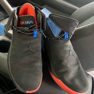 Used Jordan Why not zero basketball shoes size 11